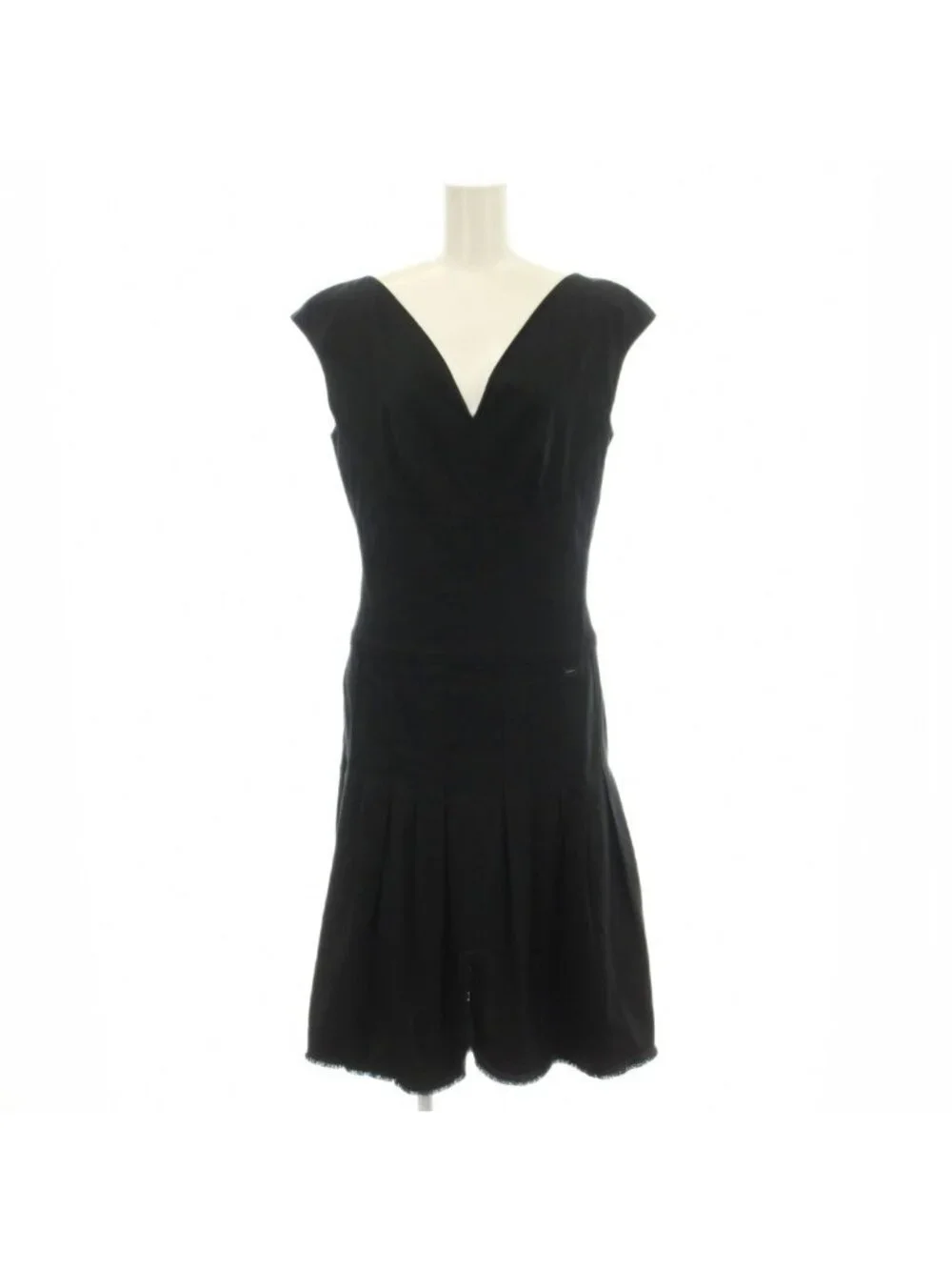 Chanel Sleeveless Dress Knee Length Cut Off Slit 36 Black